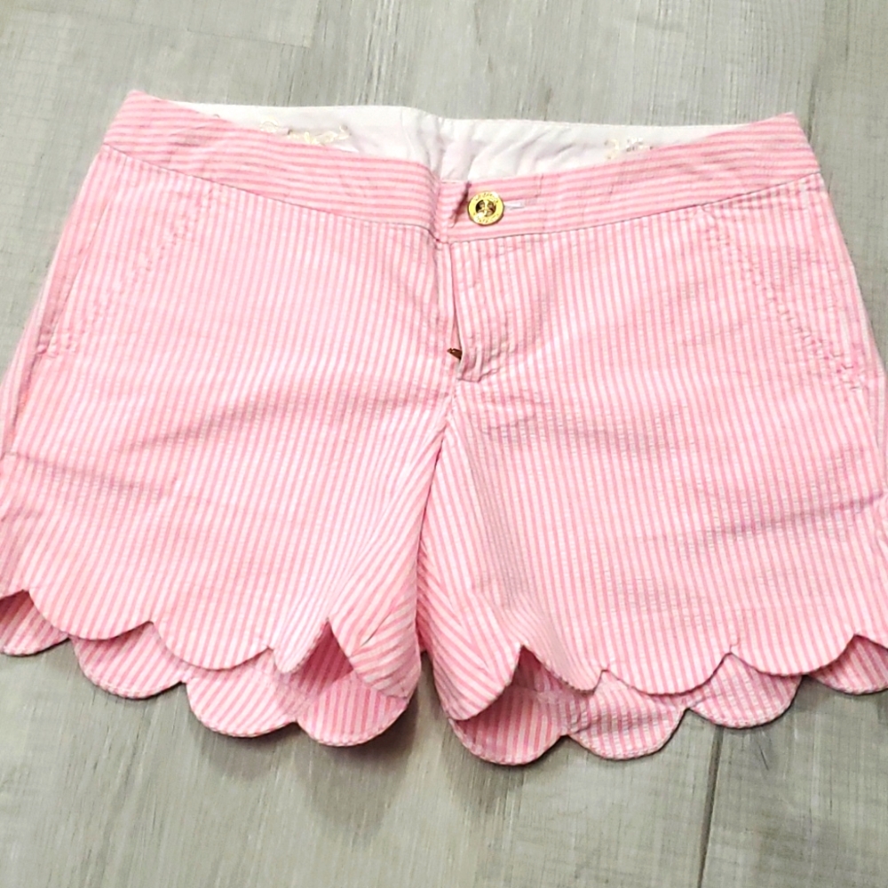 NWOT Lilly Pulitzer the buttercup short 5" inseam Size 2